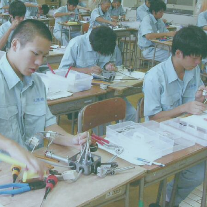 電気科授業状況